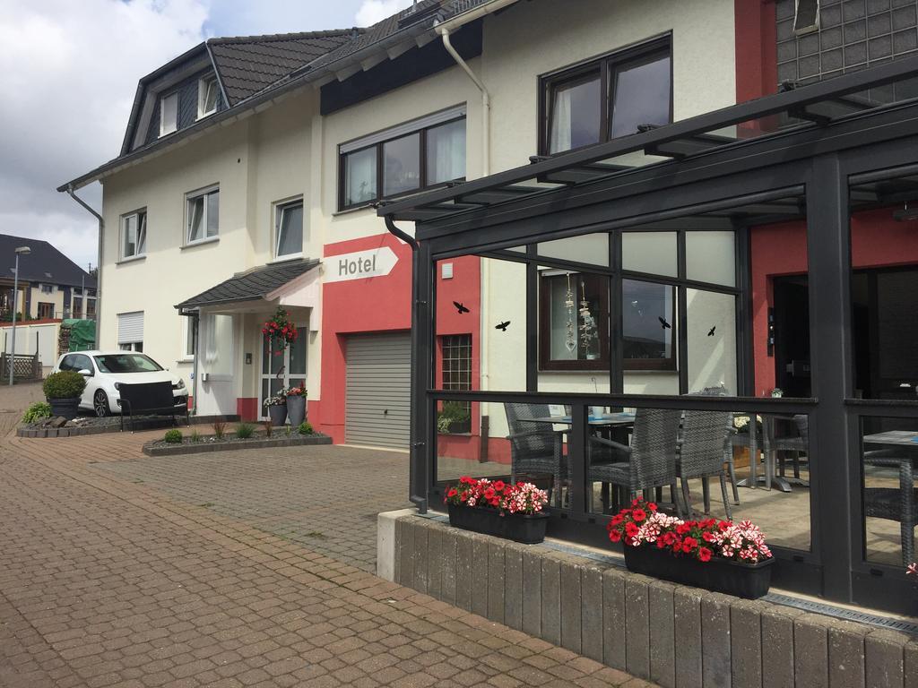 Hotel Colosseum Rheinböllen Exterior foto